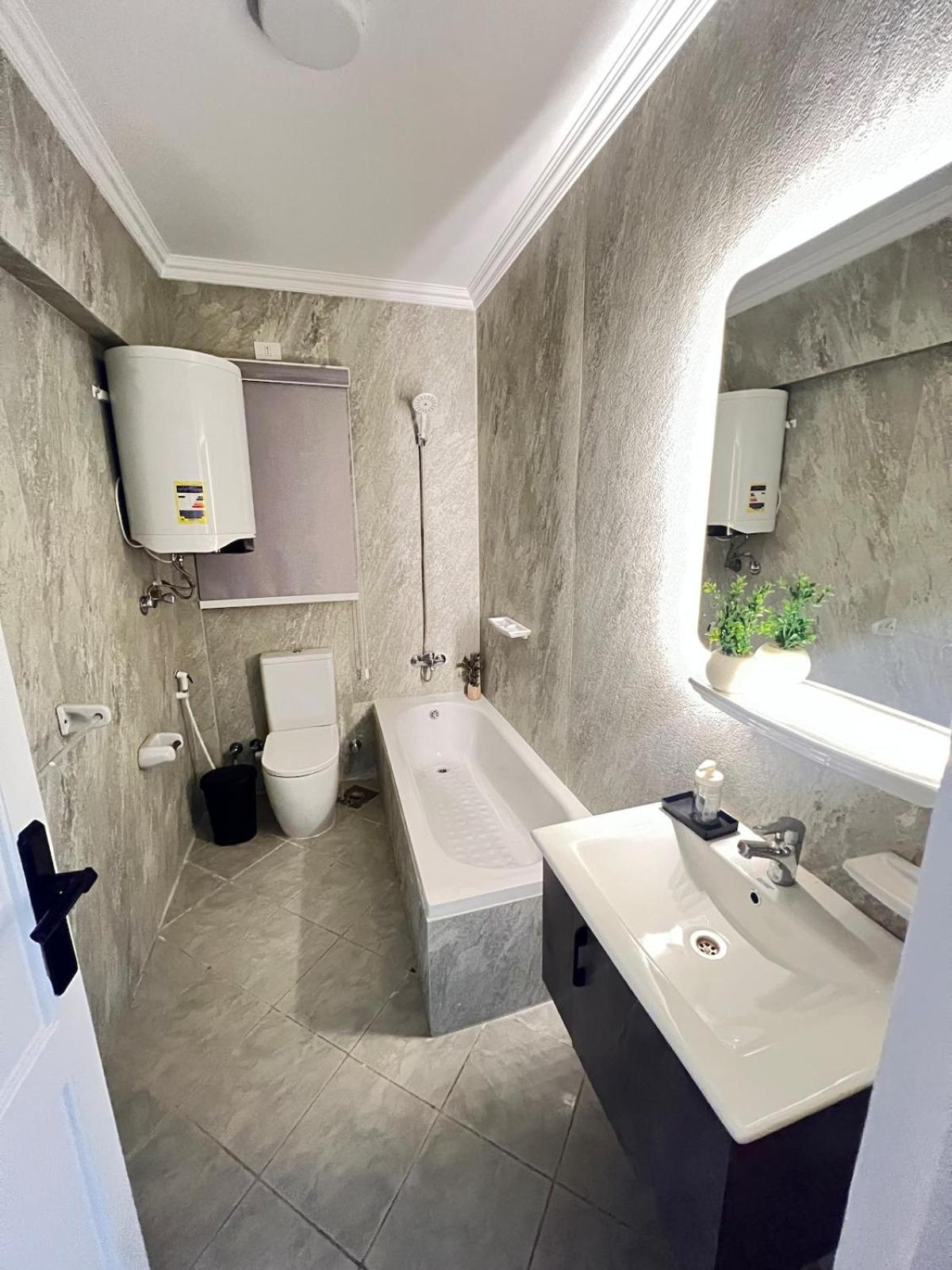 Chill Vibes 3 Bedroom In Rehab New Appartement *