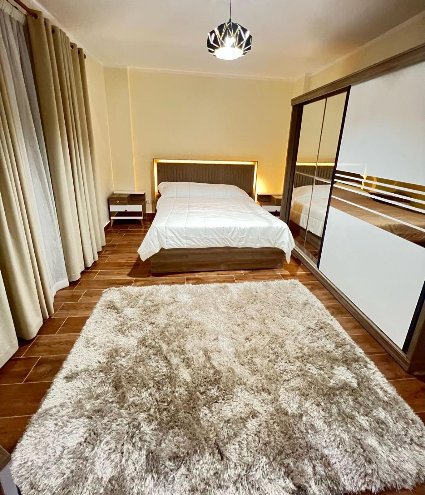 Chill Vibes 3 Bedroom In Rehab New Apartment *