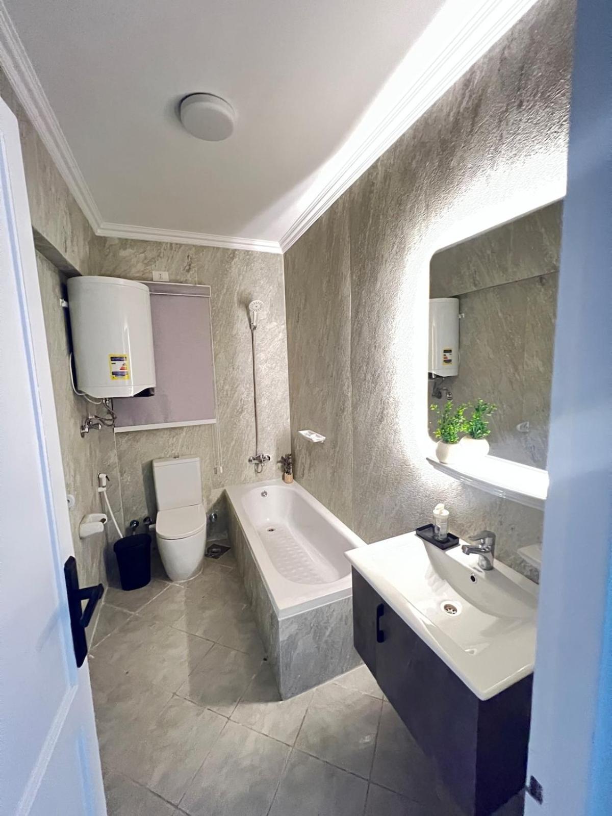 Chill Vibes 3 Bedroom In Rehab New